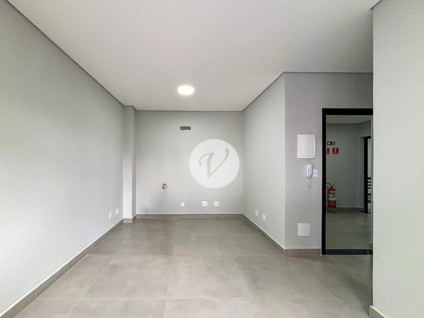 Sala para aluguel no Casa Branca: 