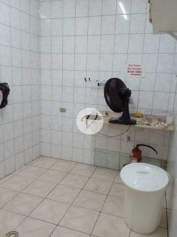 Salão para aluguel no Centro: 