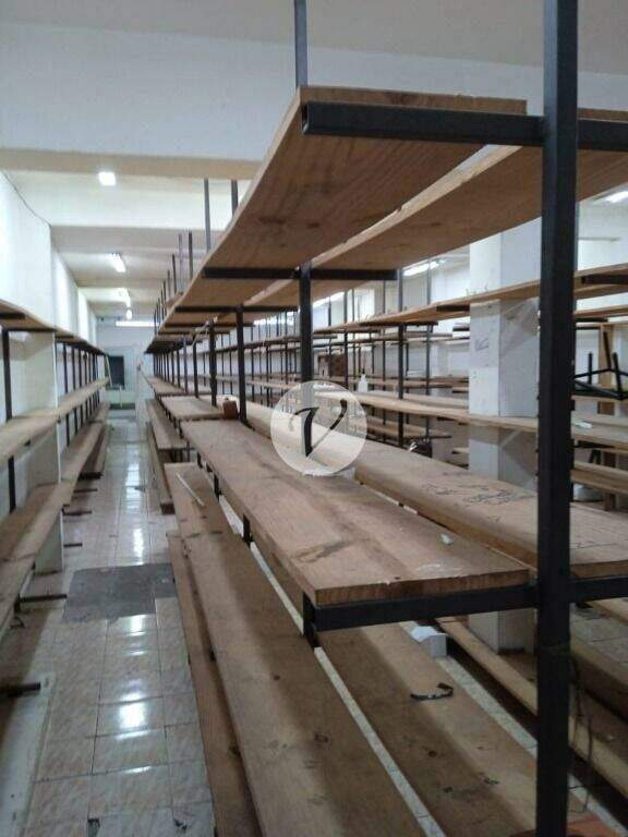 Salão para aluguel no Centro: 