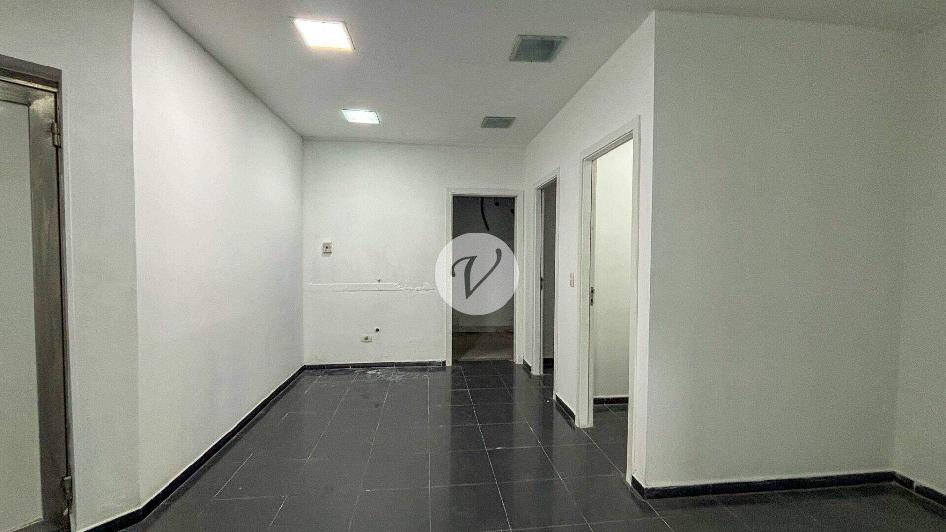 Prédio para aluguel no Centro: 