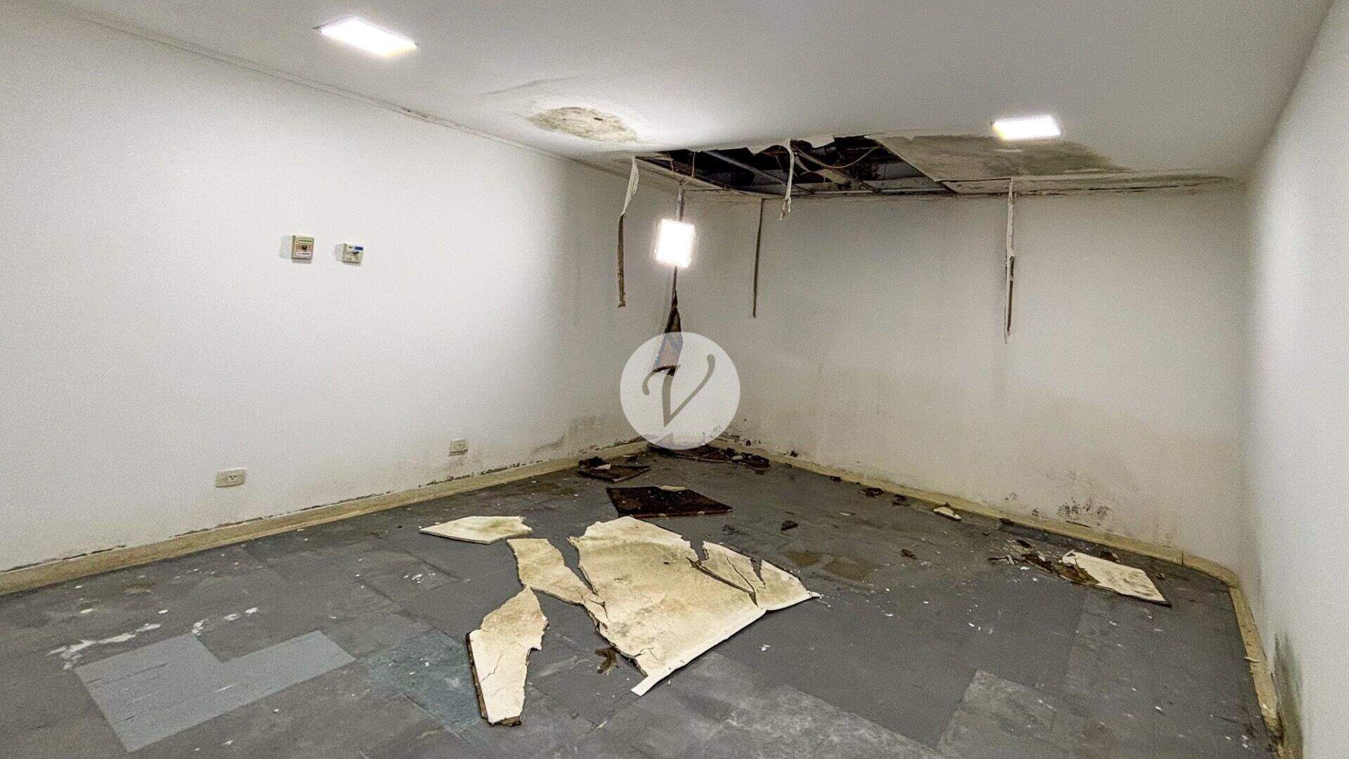 Prédio para aluguel no Centro: 