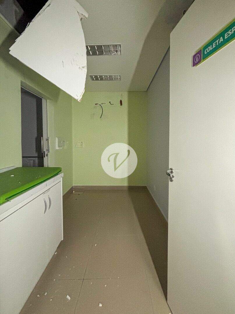 Salão para aluguel no Jardim Ana Maria: 