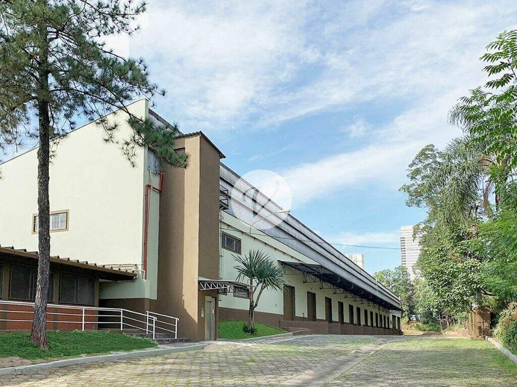 Galpão para aluguel no Alphaville Industrial: 