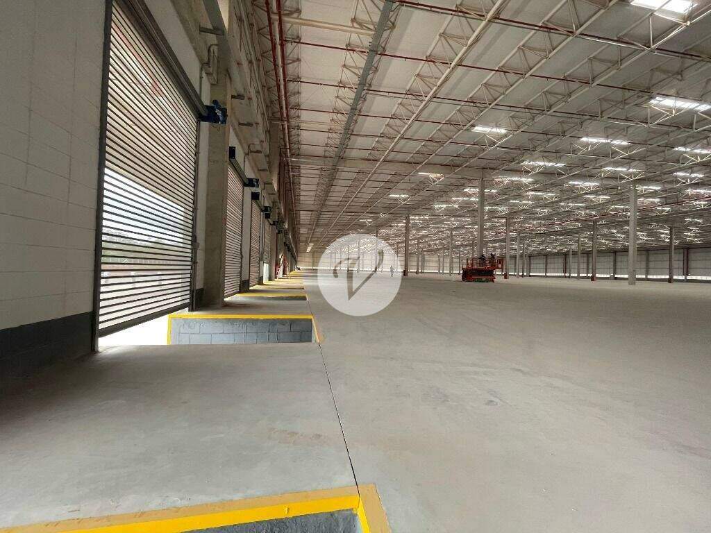 Galpão para aluguel no Parque São Vicente: 