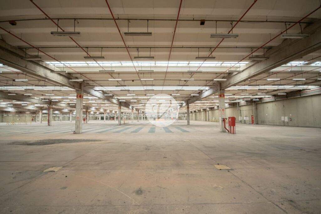 Galpão para aluguel no Tamboré: 