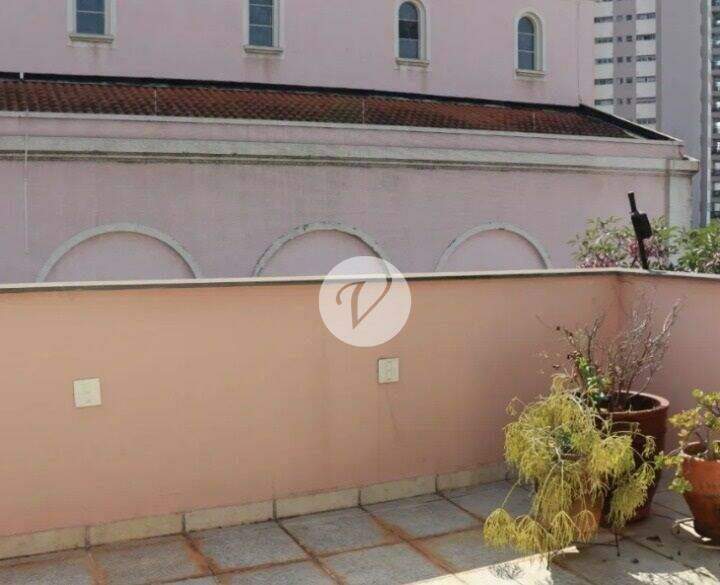 Prédio para aluguel no Centro: 