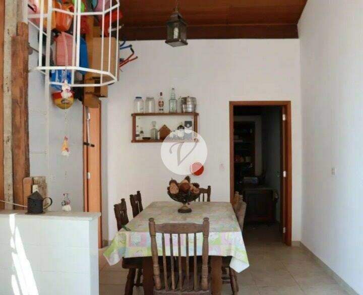 Prédio para aluguel no Centro: 