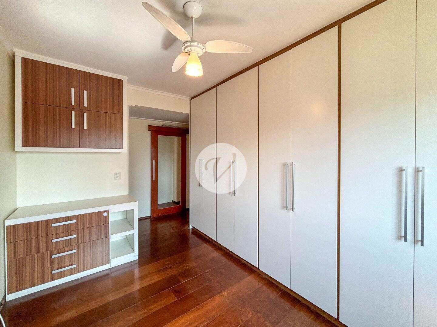 Apartamento para aluguel no Centro: 