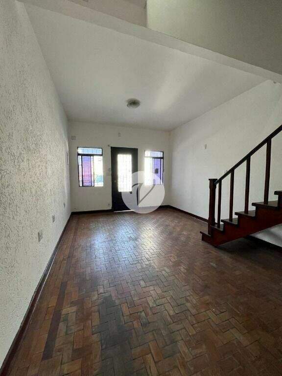 Sobrado para aluguel no Jardim: 