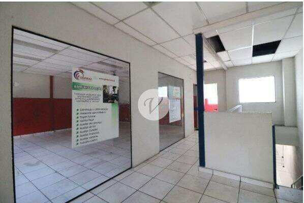 Prédio para aluguel no Centro: 