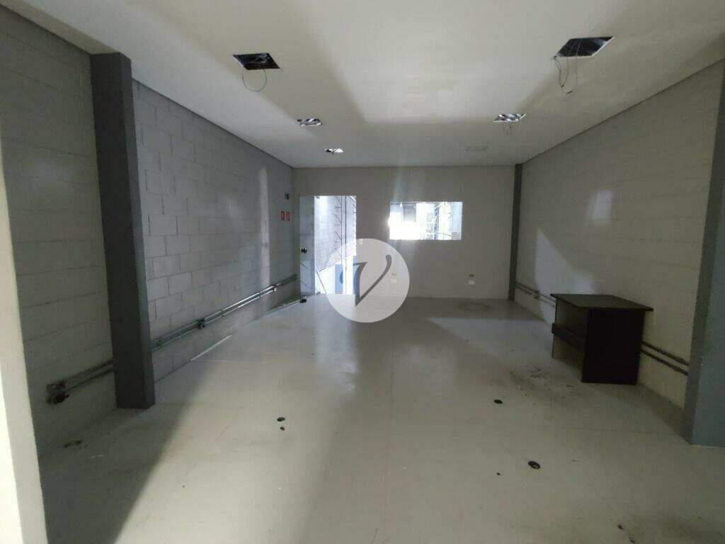 Galpão para aluguel no Vila Caminho do Mar: 