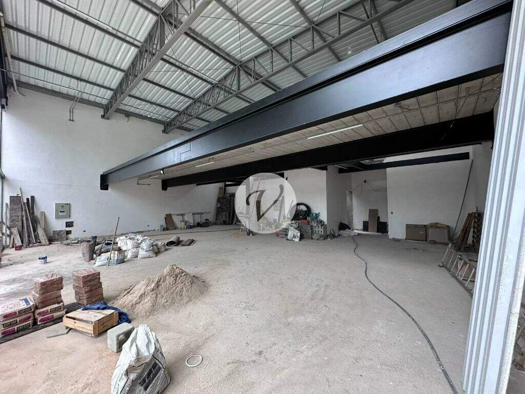 Salão para aluguel no Vila Santa Teresa: 