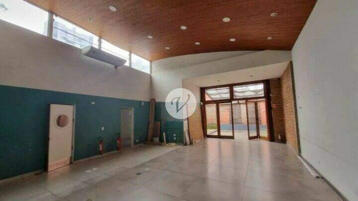 Salão para aluguel no Jardim: 