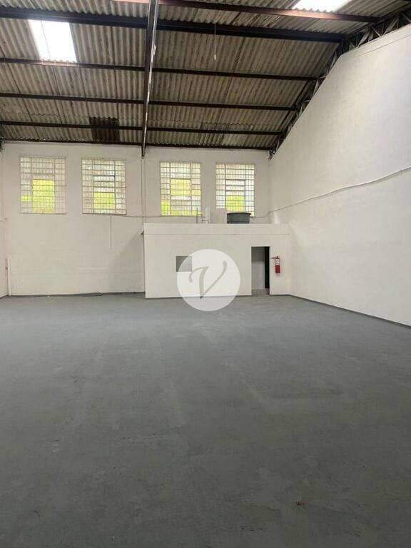 Salão para aluguel no Demarchi: 