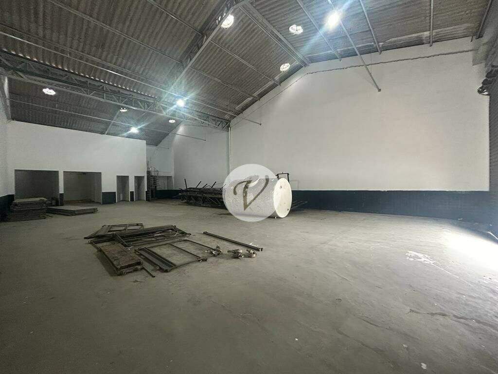 Salão para aluguel no Demarchi: 