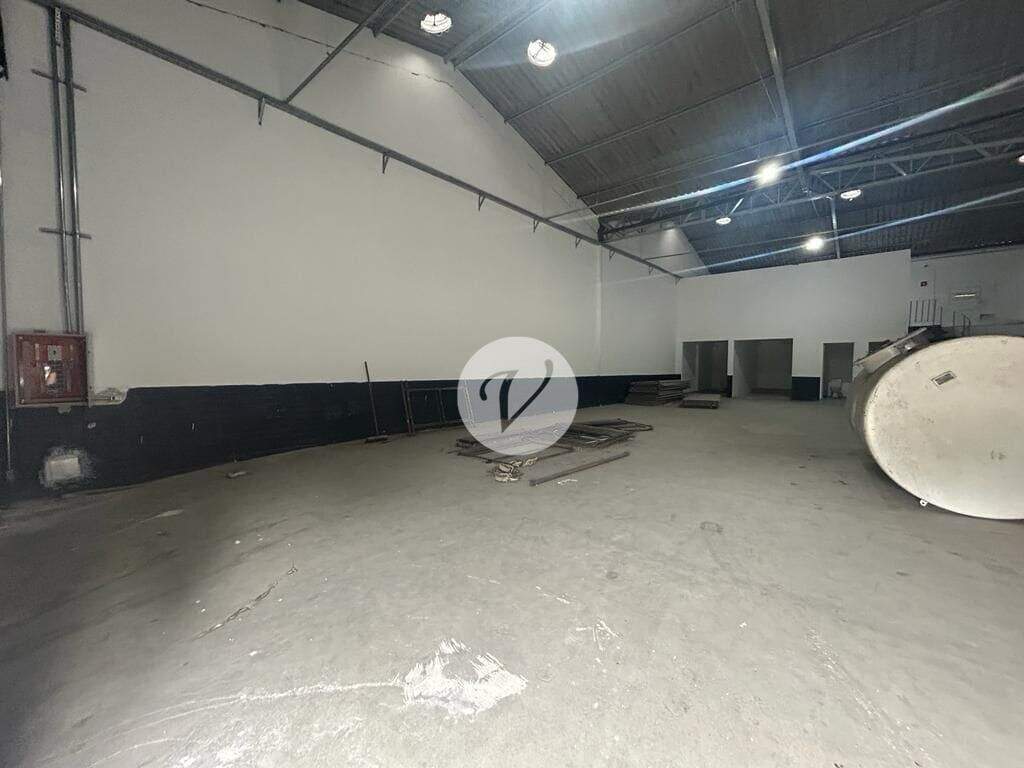 Salão para aluguel no Demarchi: 