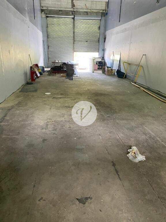 Salão para aluguel no Demarchi: 