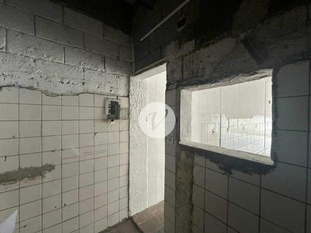 Salão para aluguel no Demarchi: 