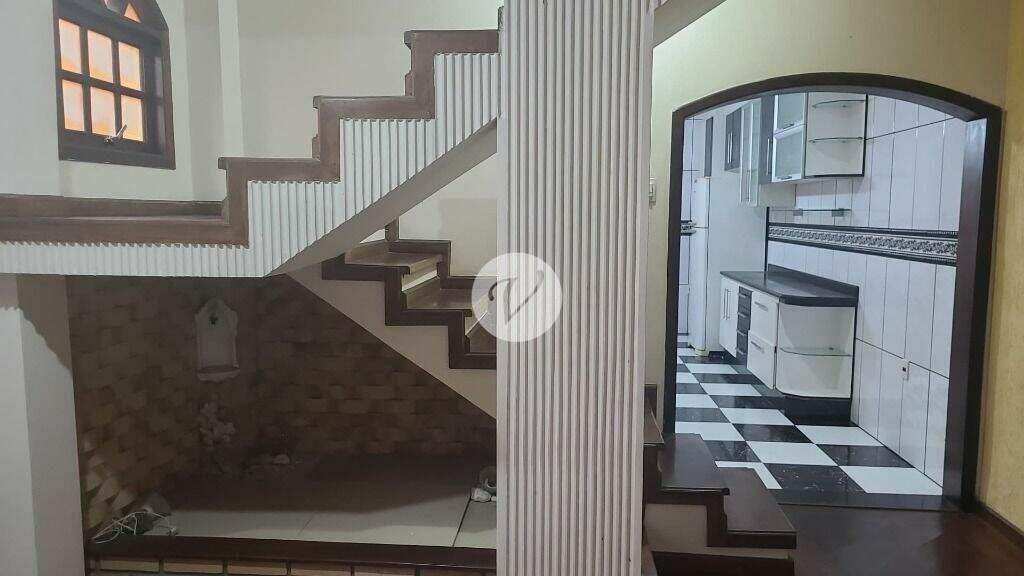 Sobrado para aluguel no Vila Eldízia: 