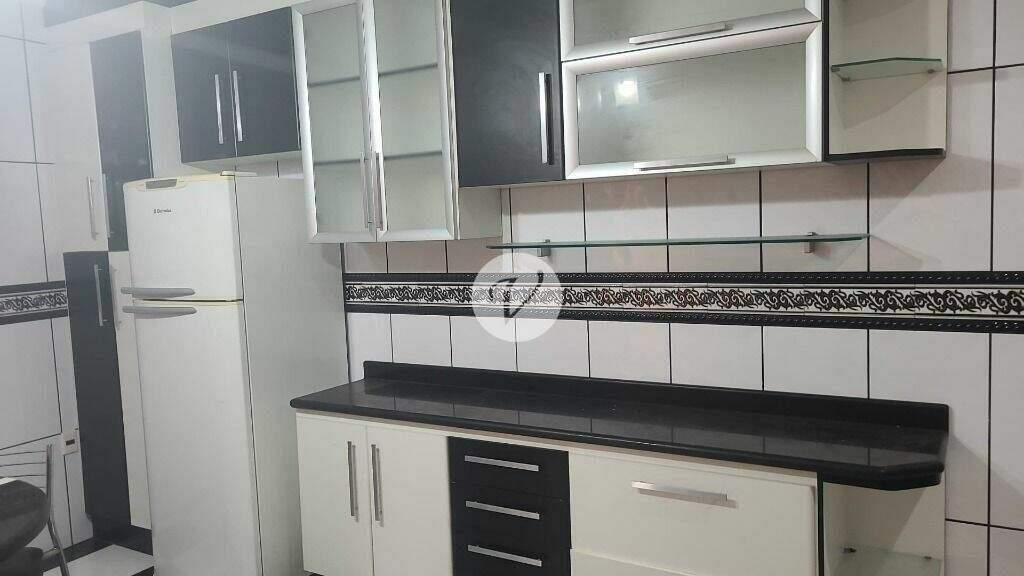 Sobrado para aluguel no Vila Eldízia: 