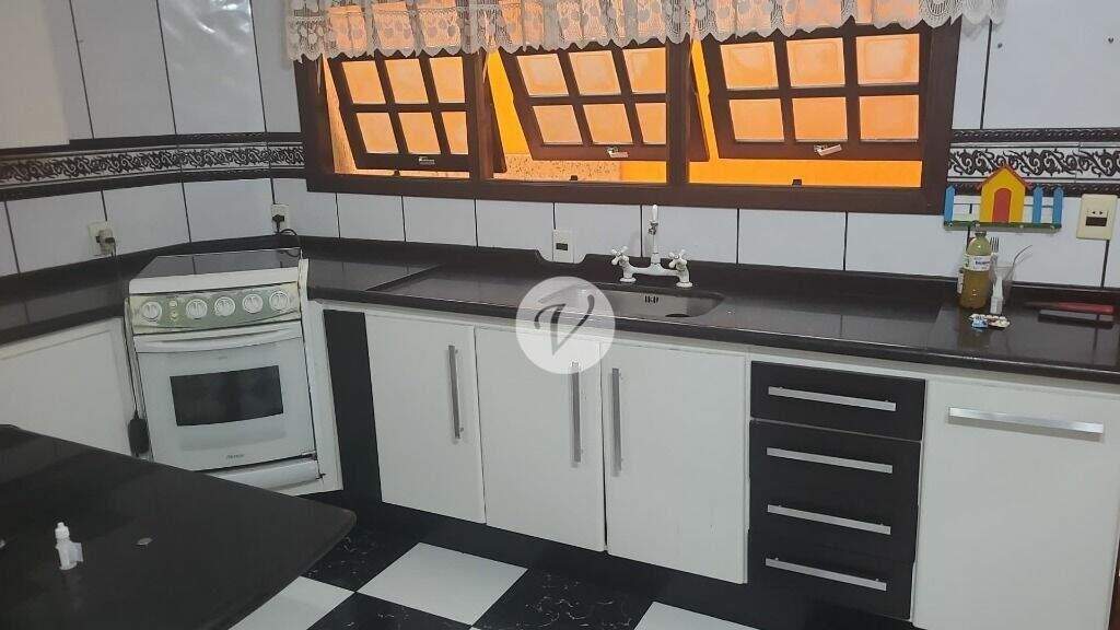 Sobrado para aluguel no Vila Eldízia: 