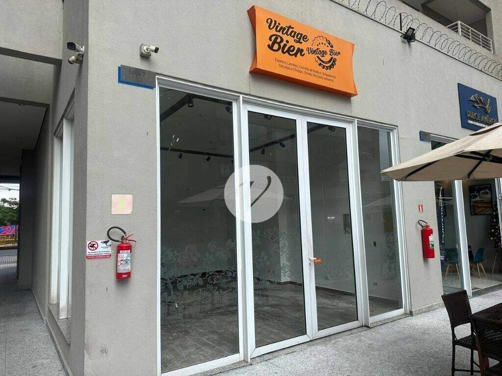 Salão para aluguel no Jardim Três Marias: 