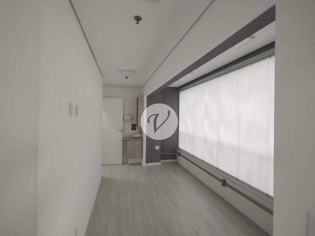 Sala para aluguel no Jardim Três Marias: 