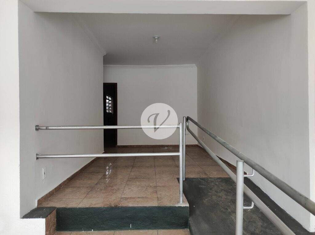 Sobrado para aluguel no Jardim do Mar: 