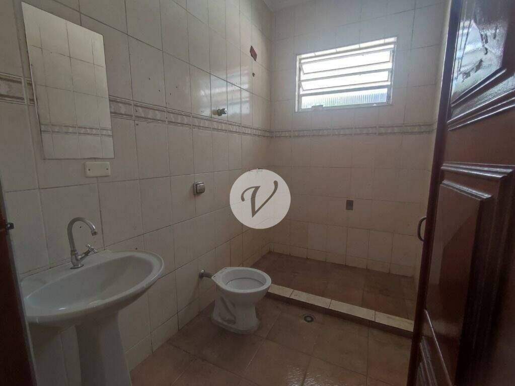 Sobrado para aluguel no Jardim do Mar: 