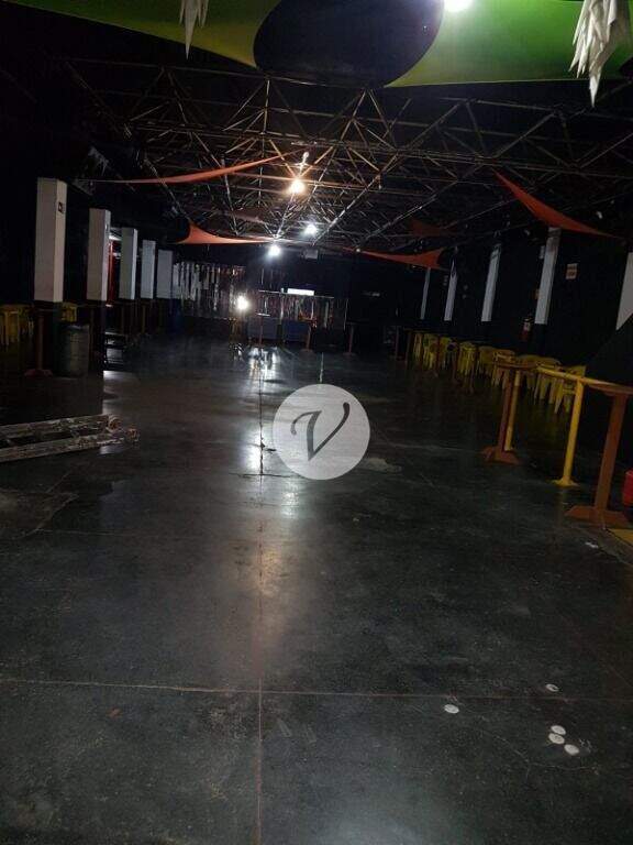 Salão para aluguel no Centro: 