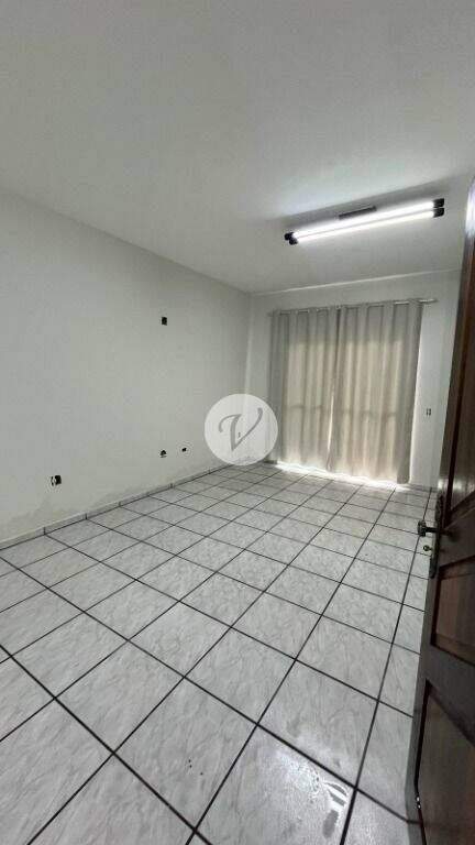 Salão para aluguel no Jardim Las Vegas: 