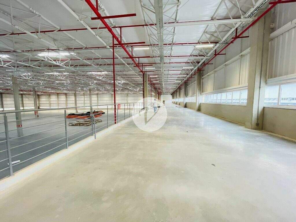 Galpão para aluguel no Batistini: 