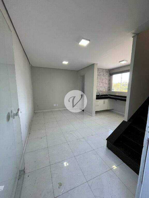 Sala para aluguel no Jardim: entrada da sala