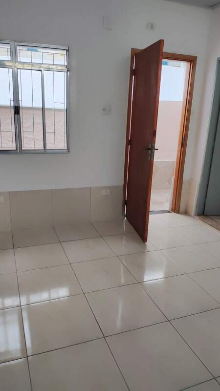 Casa para aluguel no Vila Eldízia: 