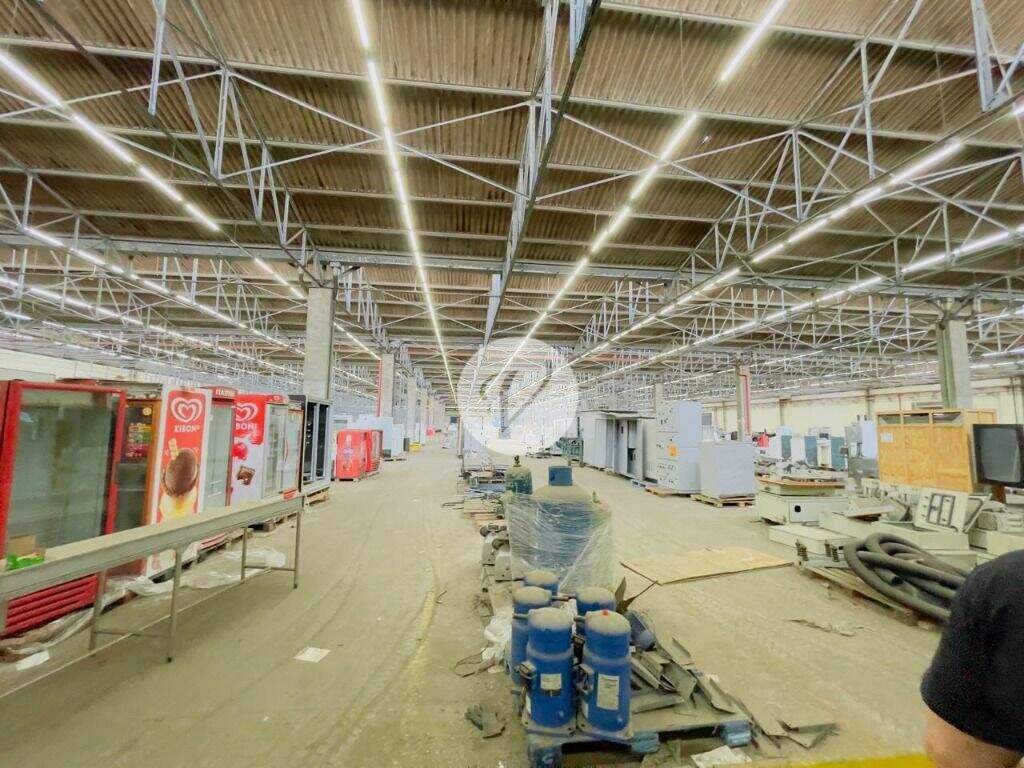 Galpão para aluguel no Utinga: 