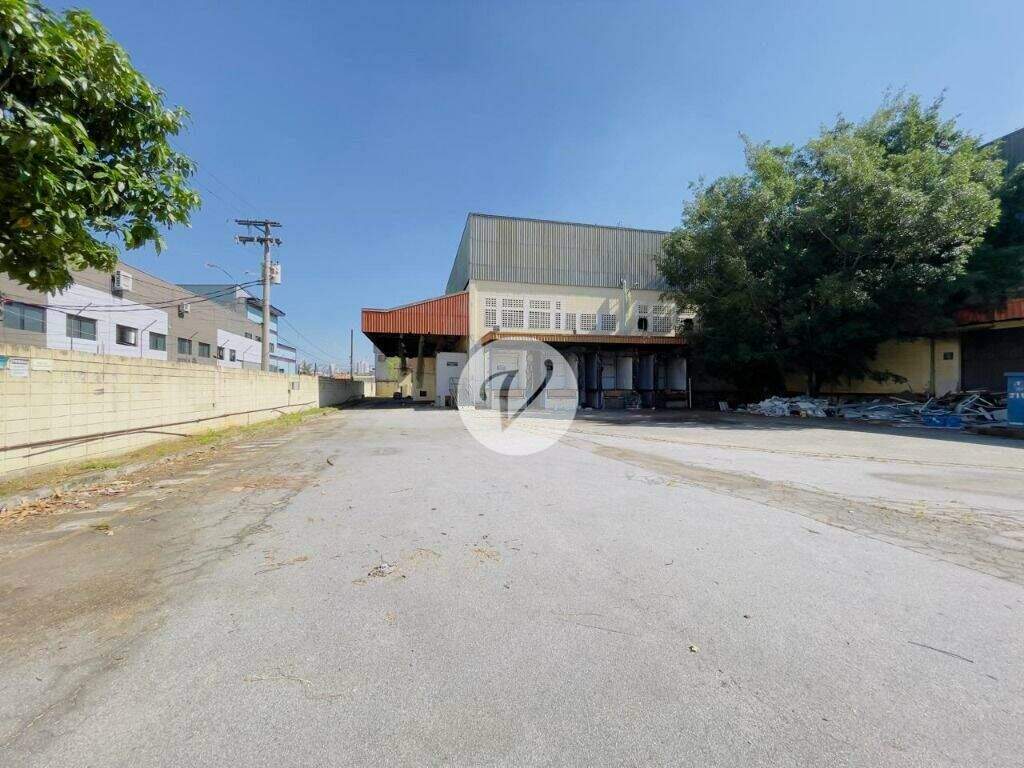 Galpão para aluguel no Utinga: 