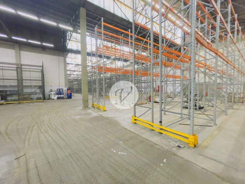 Galpão para aluguel no Utinga: 