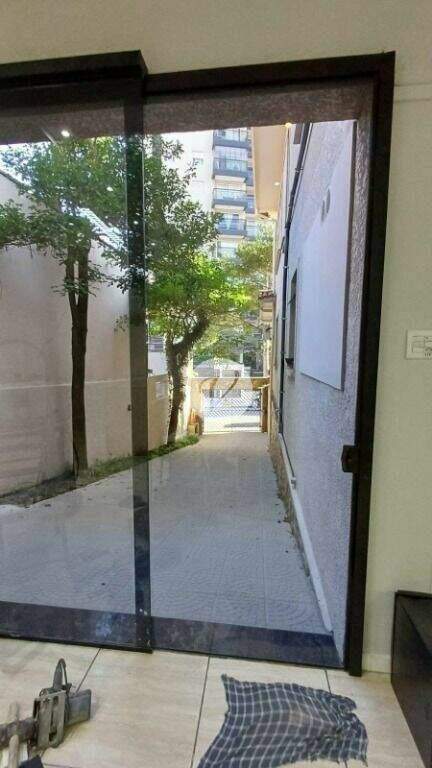 Sobrado para aluguel no Vila Bastos: 