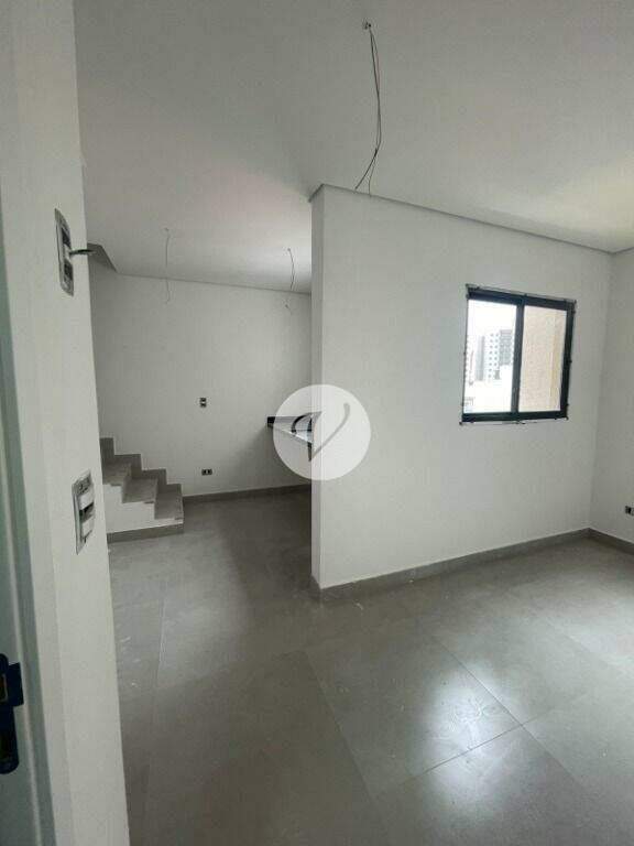 Cobertura para aluguel no Vila São Pedro: 