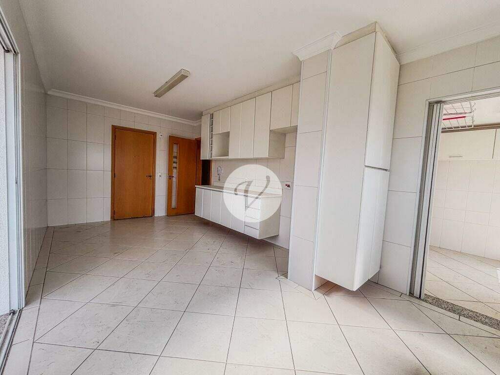 Apartamento para aluguel no Jardim: 