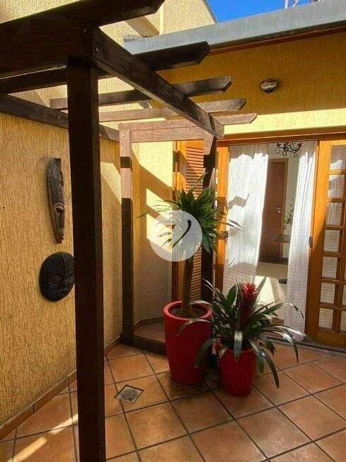 Casa à venda no Jardim: 