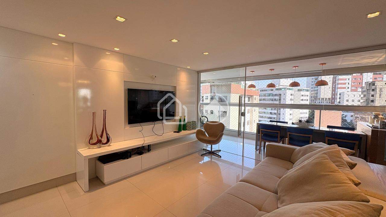 Apartamento à venda no Buritis: 