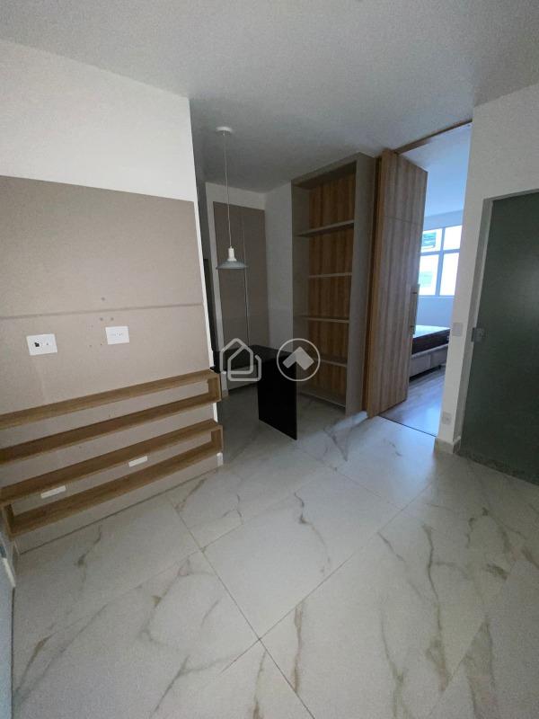 Apartamento para aluguel no Estoril: 