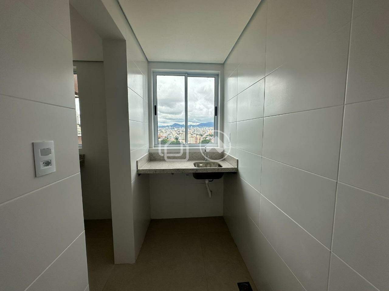 Cobertura à venda no Padre Eustáquio: 