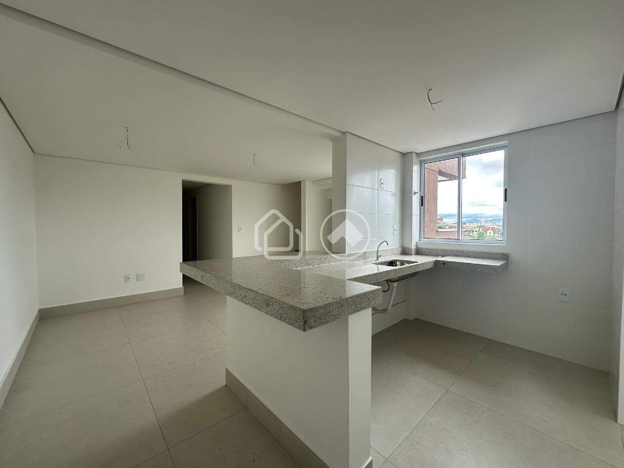 Cobertura à venda no Padre Eustáquio: 