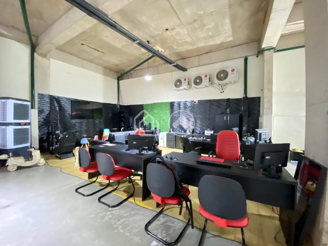 Garagem para aluguel no Buritis: 