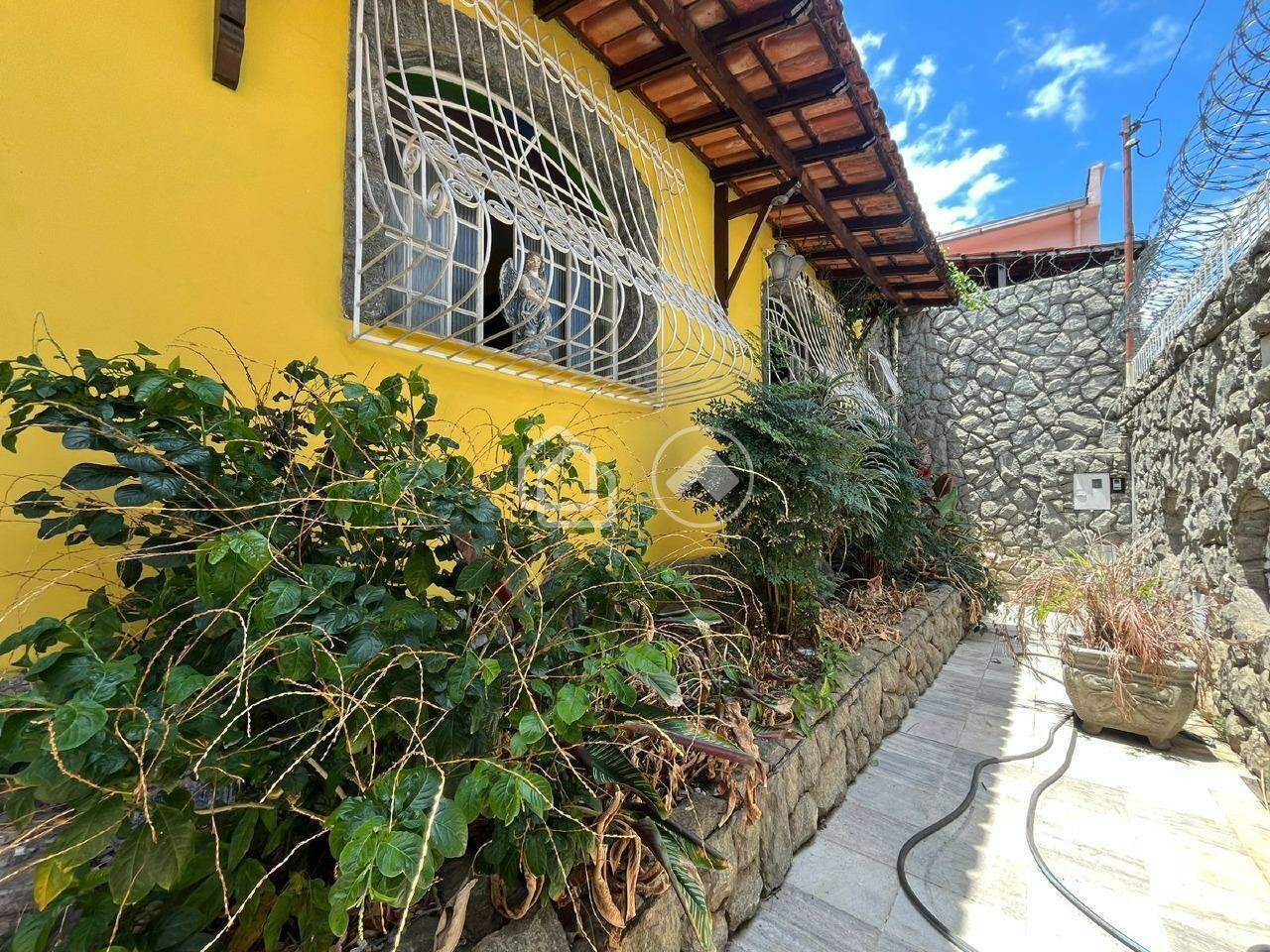 Casa para aluguel no Padre Eustáquio: 