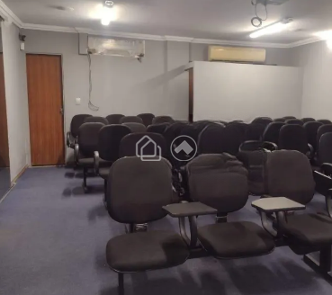 Prédio Comercial à venda no Barro Preto: 