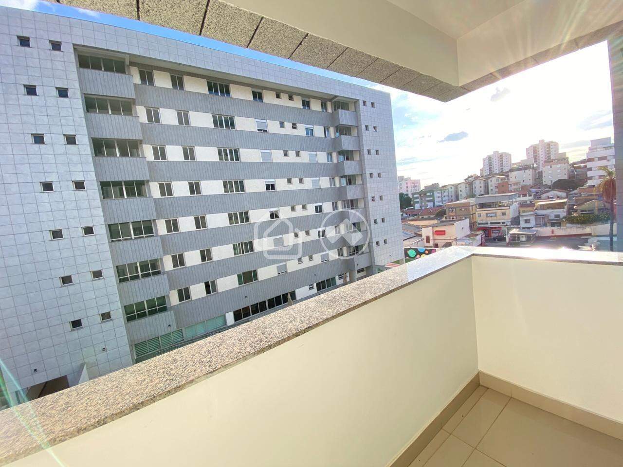 Apartamento à venda no Carlos Prates: 
