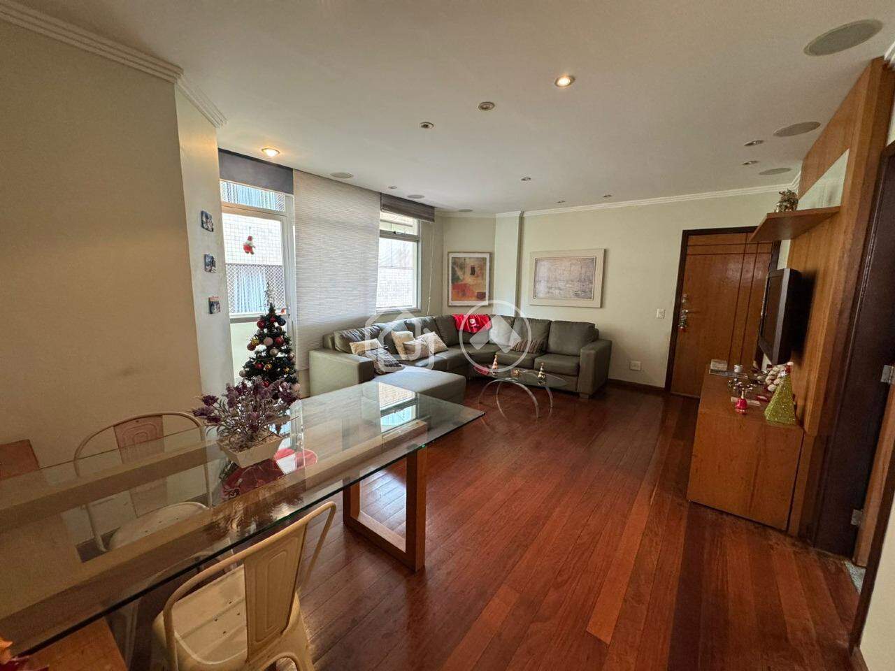 Apartamento à venda no Buritis: 